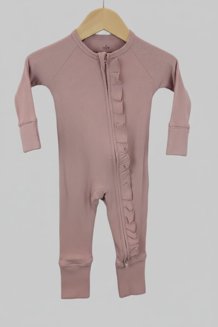 Ribbed Ruffle Zip Romper — Dusty Rose